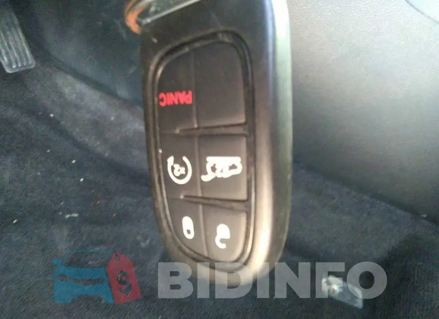1C4PJLLB9JD621659 Photo# 11