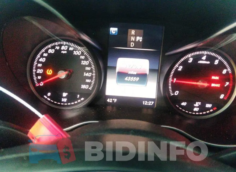 55SWF4JB7GU165067 Photo# 7