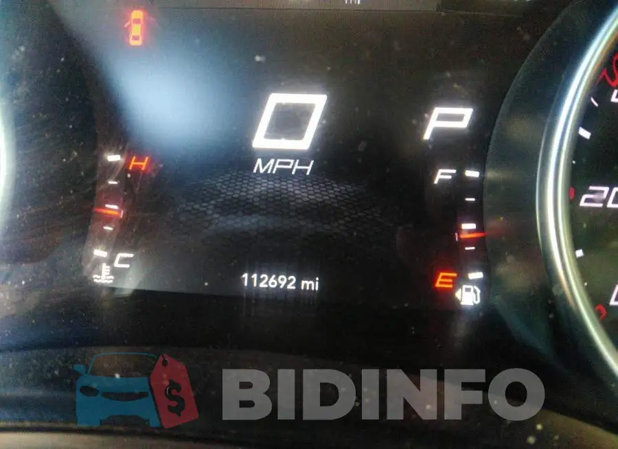 2C3CDXBG1FH745238 Photo# 7