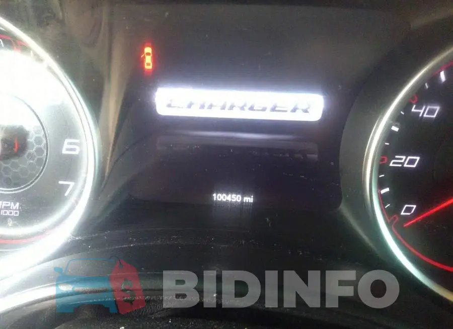 2C3CDXBG8FH918222 Photo# 7