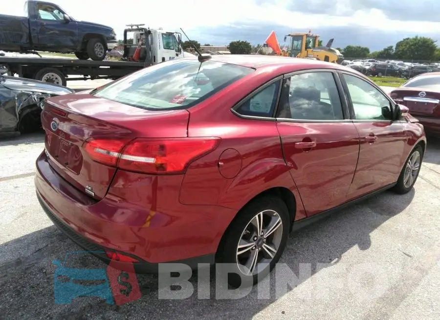 1FADP3FE4GL356127 Photo# 4