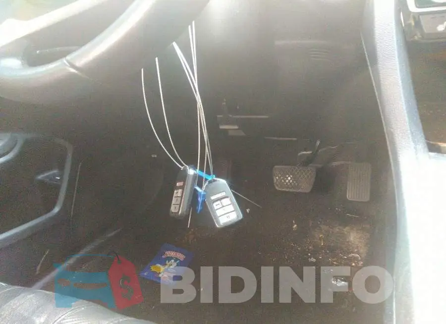 19XFC1F94HE005752 Photo# 11