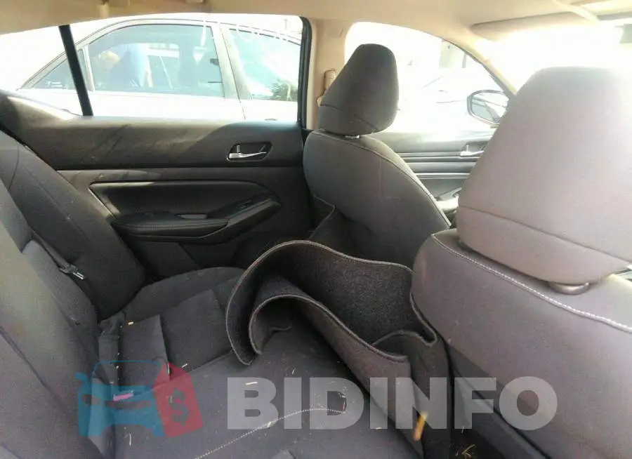004BL4BVXLC253884 Photo# 8