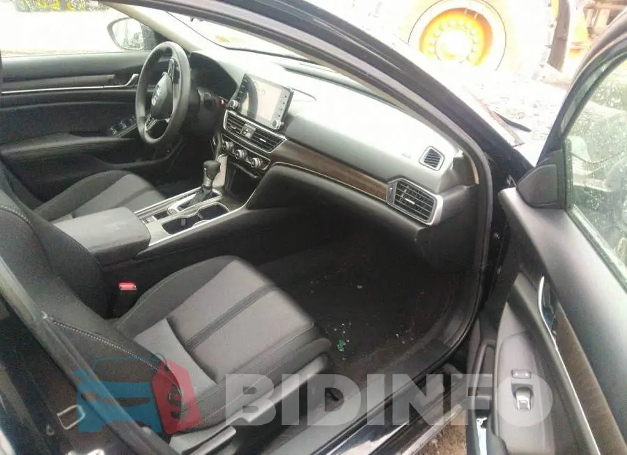 1HGCV1F40LA083346 Photo# 5