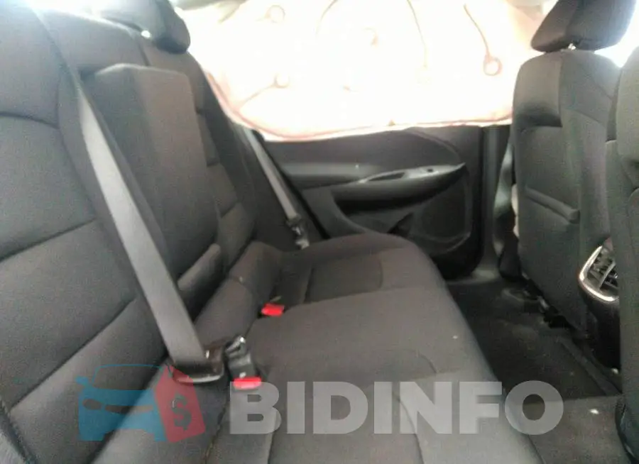 1G1ZD5ST6MF082120 Photo# 8