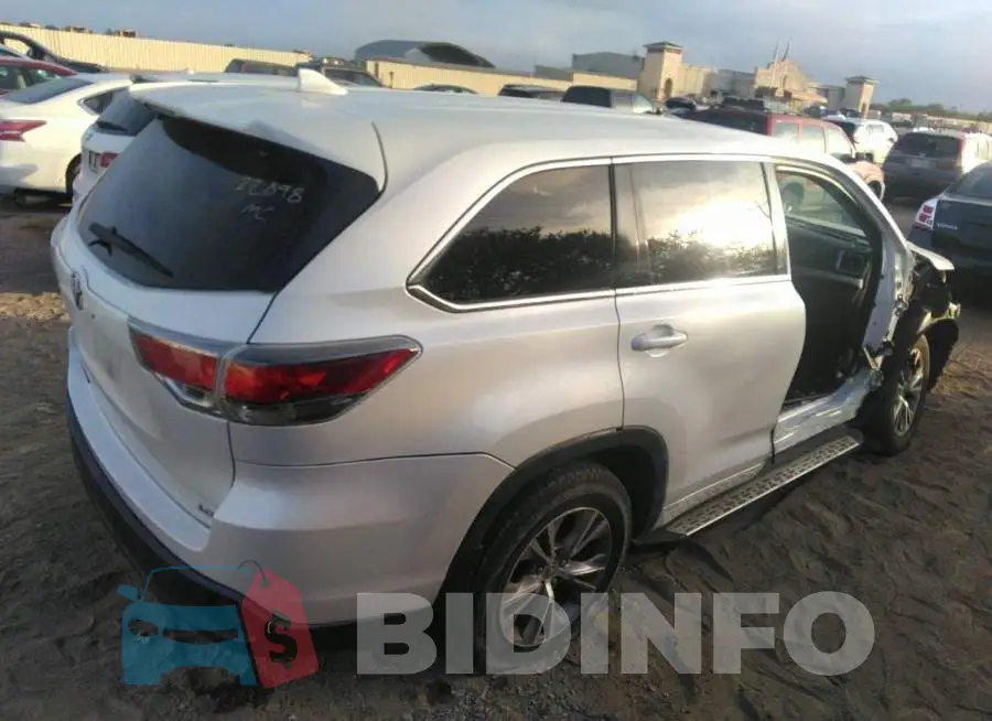 5TDZKRFH2FS076103 Photo# 4