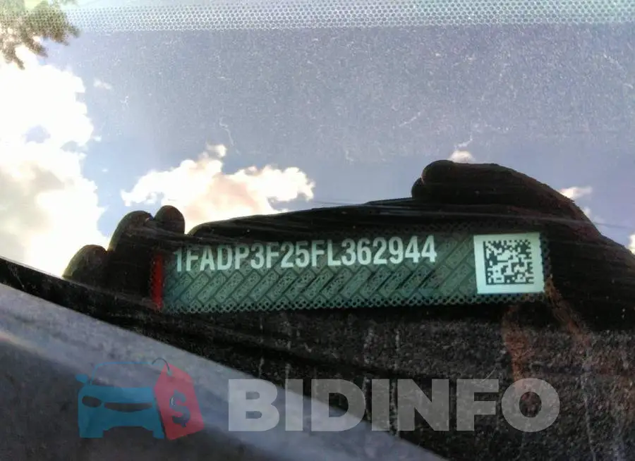 1FADP3F25FL362944 Photo# 9