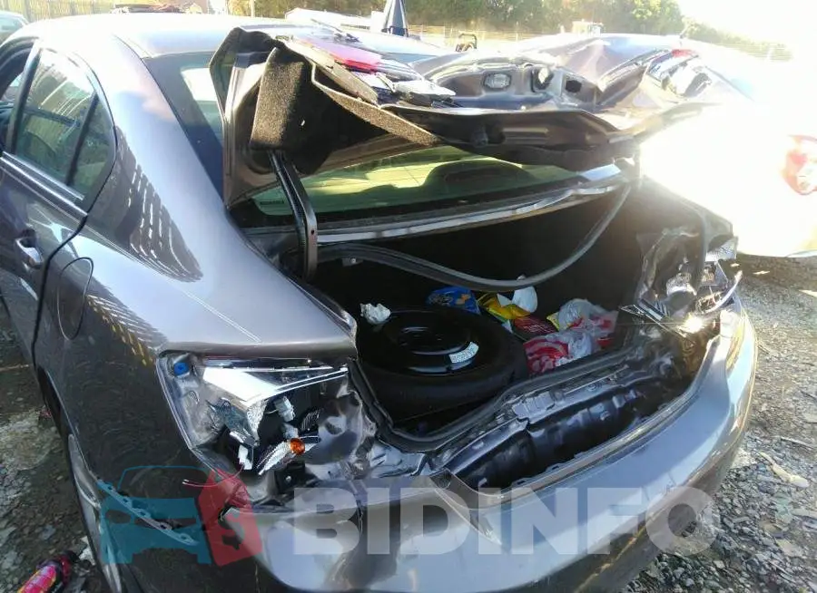 19XFB2F57FE240472 Photo# 6