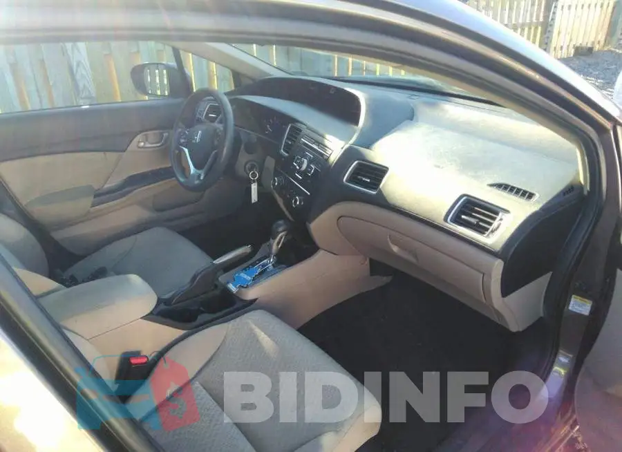 19XFB2F57FE240472 Photo# 5