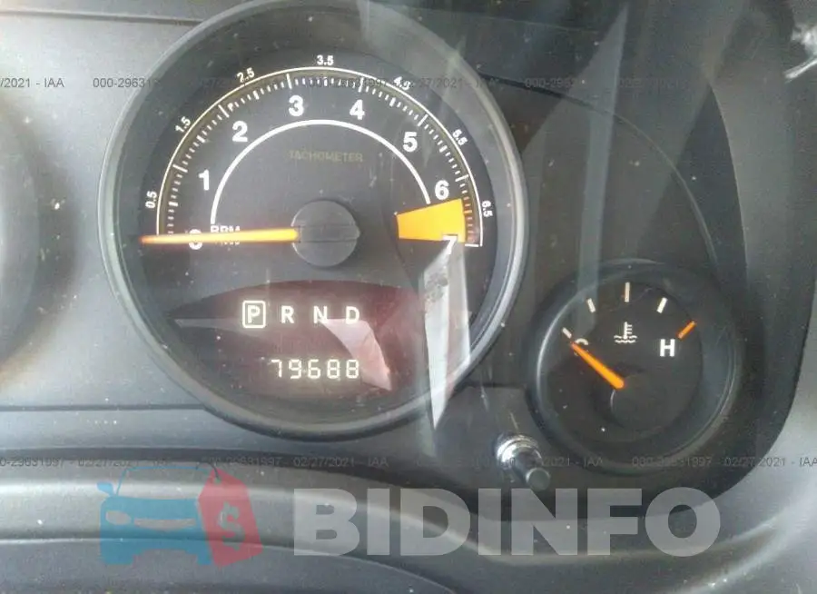 1C4NJCBA8GD665239 Photo# 7