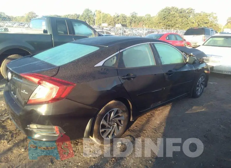 19XFC2F79GE047238 Photo# 4