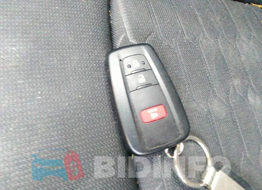 JTND4MBE6N3179667 Photo# 11