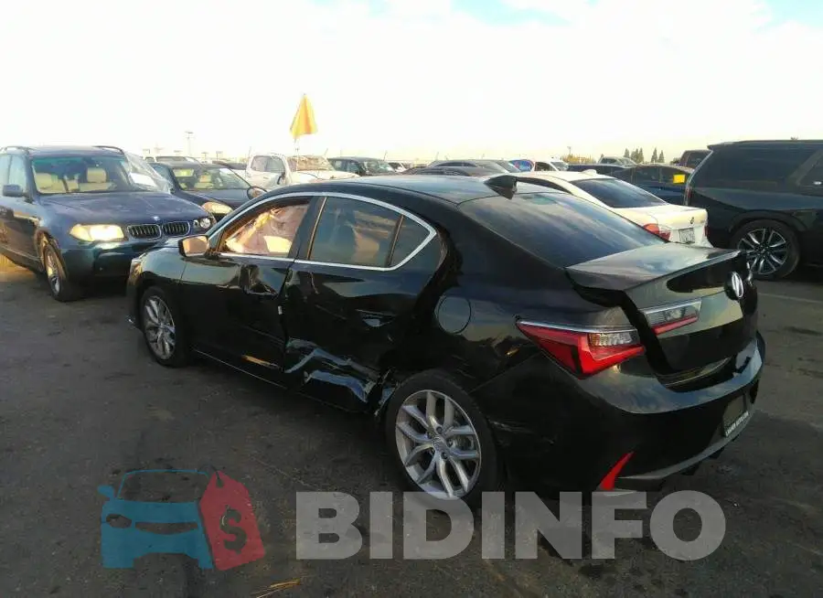 19UDE2F30LA006378 Photo# 3