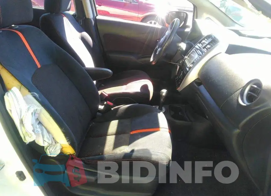 3N1CE2CP2GL388142 Photo# 5