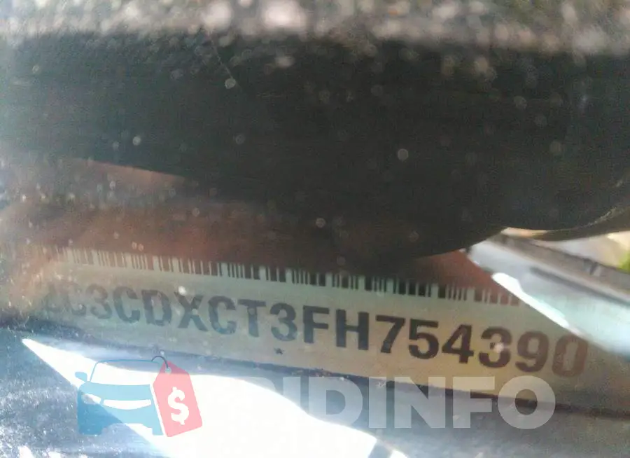 2C3CDXCT3FH754390 Photo# 9