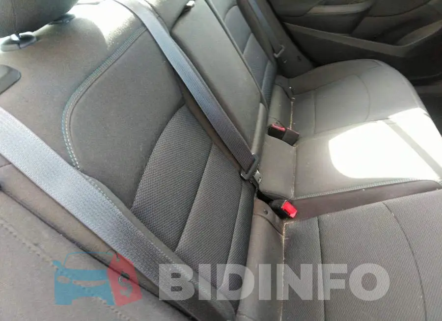 1G1BE5SM9G7252590 Photo# 8