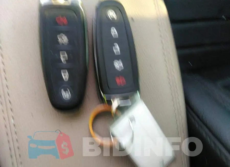 1FADP5DU4JL101765 Photo# 11
