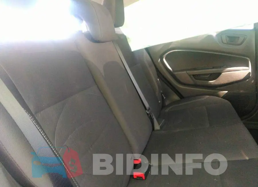 3FADP4EJ5HM132868 Photo# 8