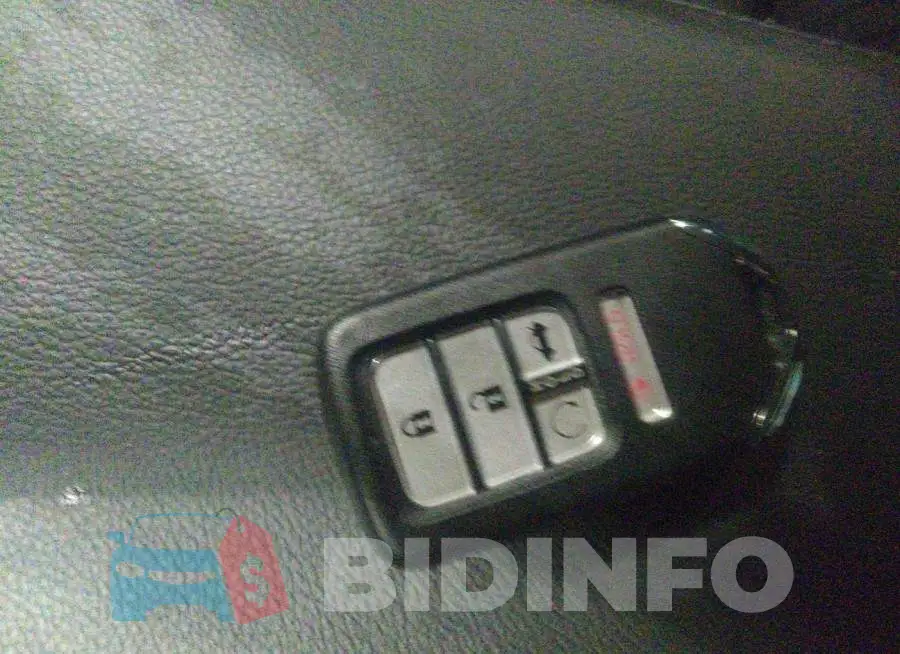 1HGCV1F49NA011628 Photo# 11
