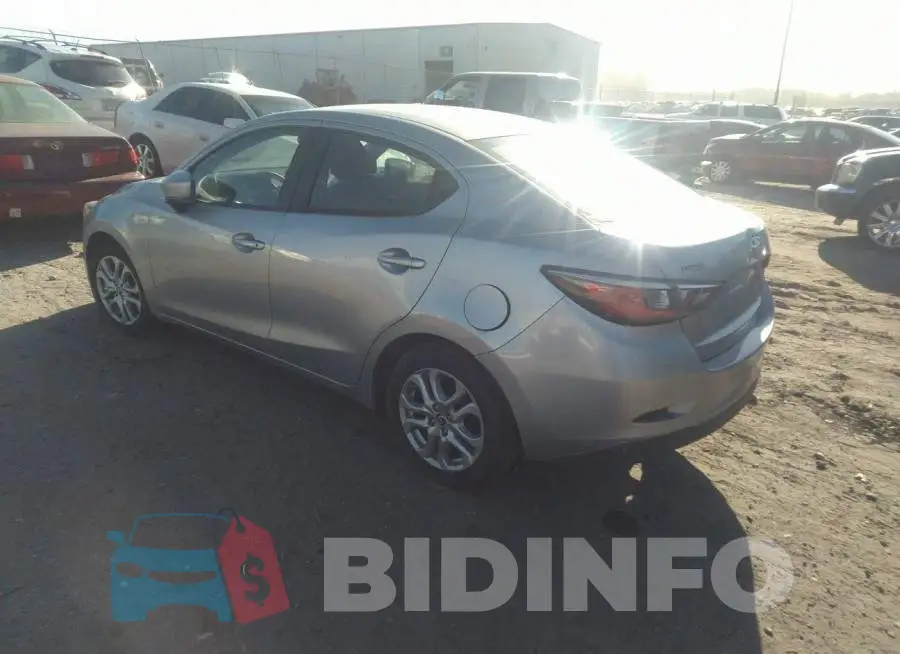 3MYDLBYV6JY314345 Photo# 3