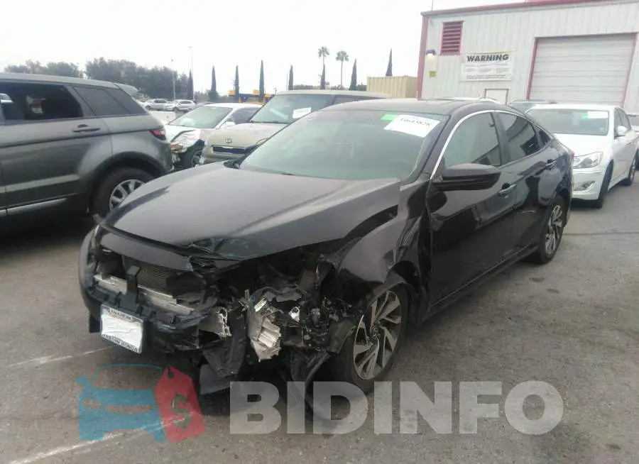 2HGFC2F77GH572997 Photo# 2