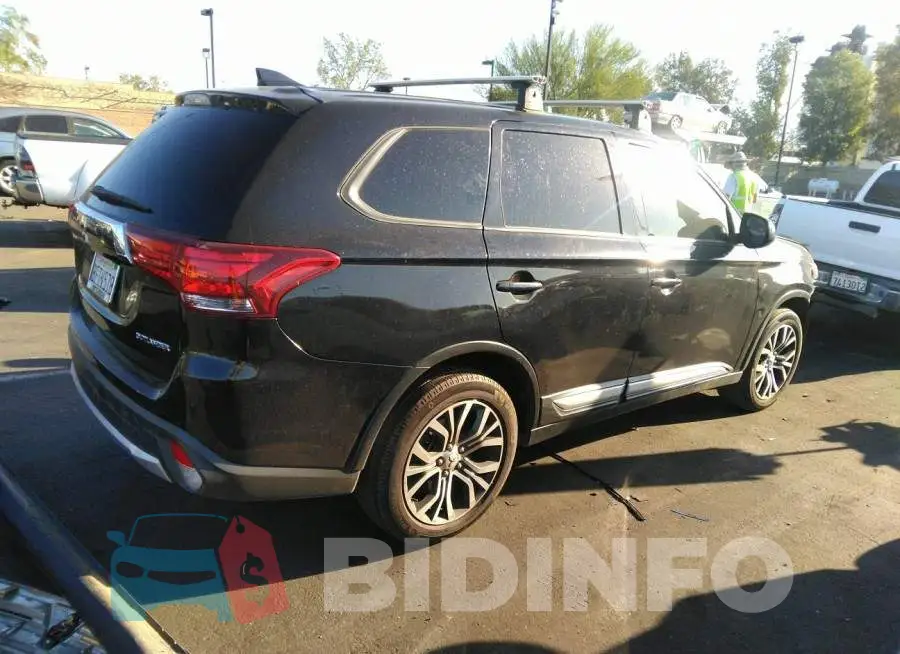 JA4AD2A34JZ005156 Photo# 4