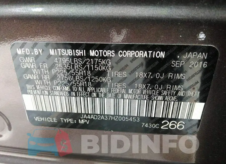 JA4AD2A37HZ005453 Photo# 9