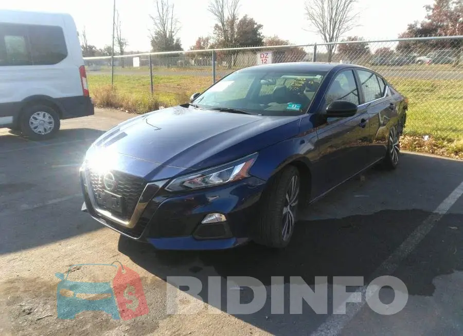 1N4BL4CV5KC136405 Photo# 2