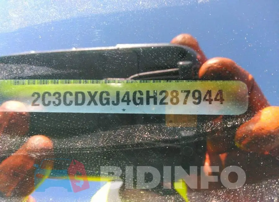 2C3CDXGJ4GH287944 Photo# 9