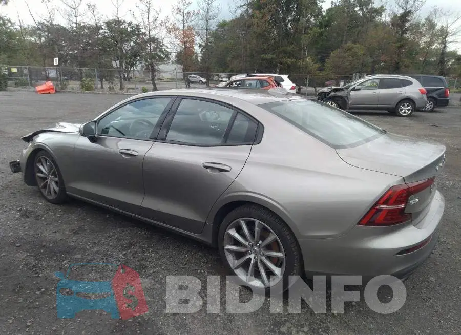7JRA22TK8LG048625 Photo# 3