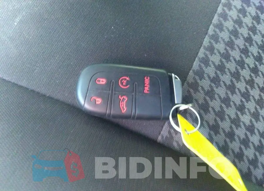 2C3CDXHG5LH104726 Photo# 11