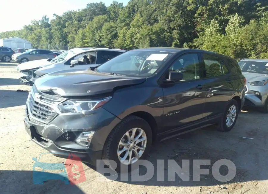 2GNAXHEV6J6110831 Photo# 2