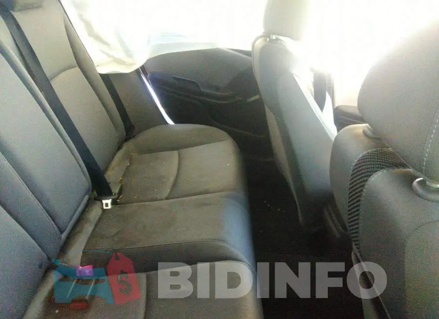 19XFC2F80HE060857 Photo# 8