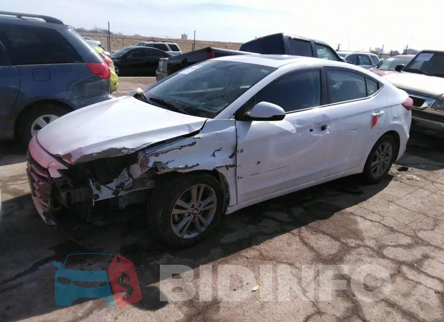 5NPD84LF1JH257352 Photo# 2