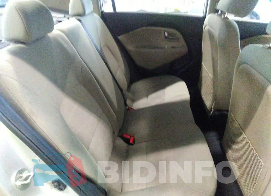 KNADM4A35G6691472 Photo# 8