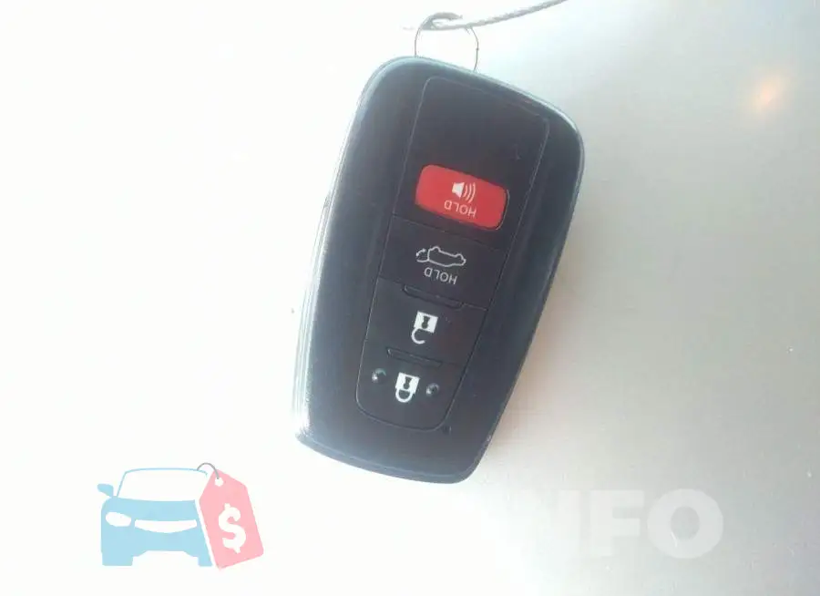2T3C1RFVXMC117055 Photo# 11