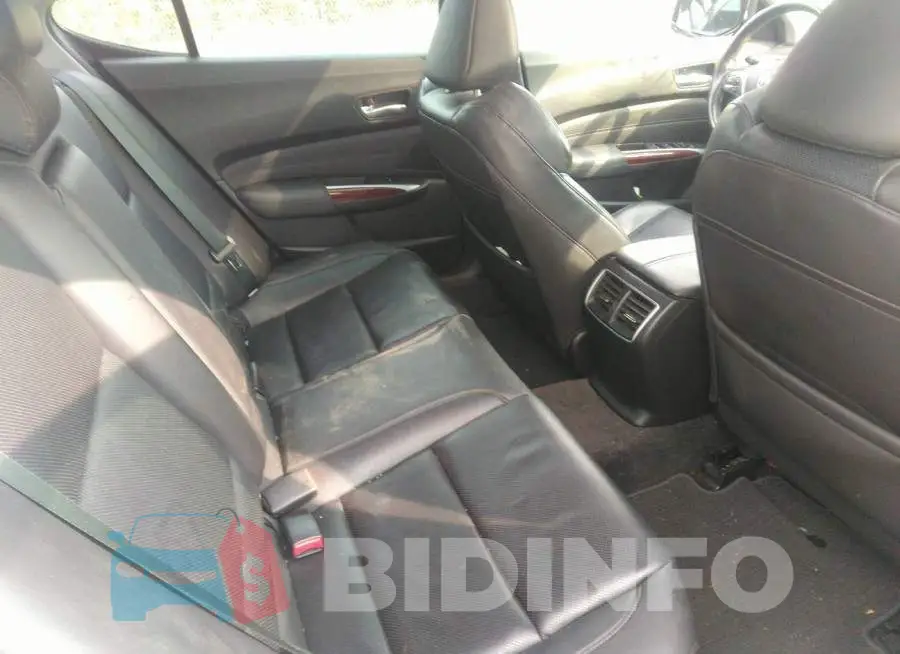 19UUB2F52FA022581 Photo# 8