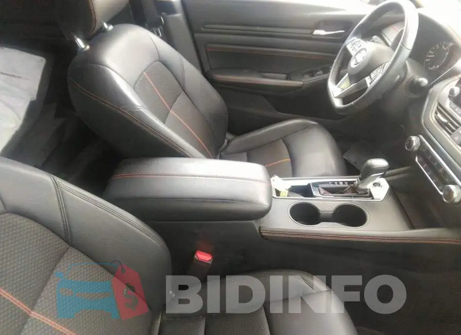 1N4BL4CV1MN300742 Photo# 5