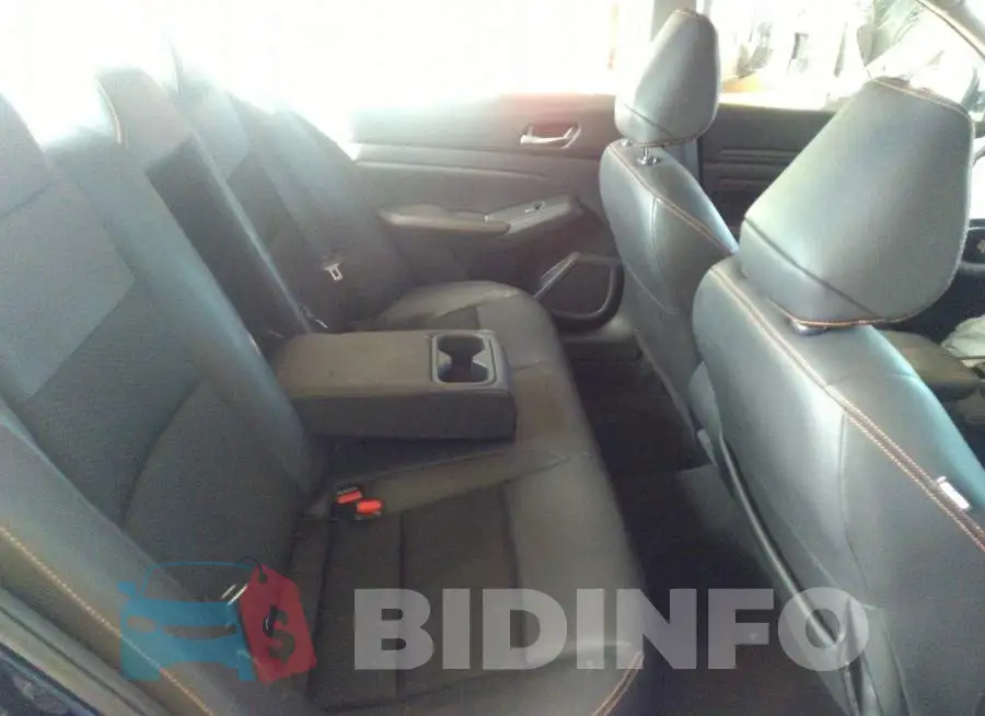 1N4BL4CV2NN301142 Photo# 8