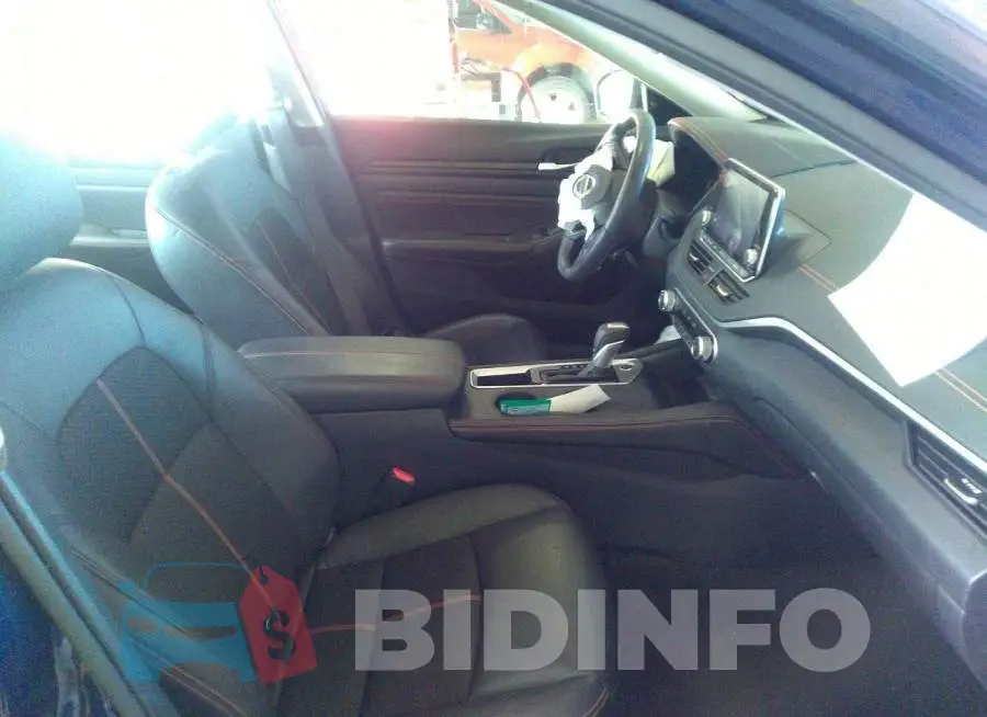 1N4BL4CV2NN301142 Photo# 5