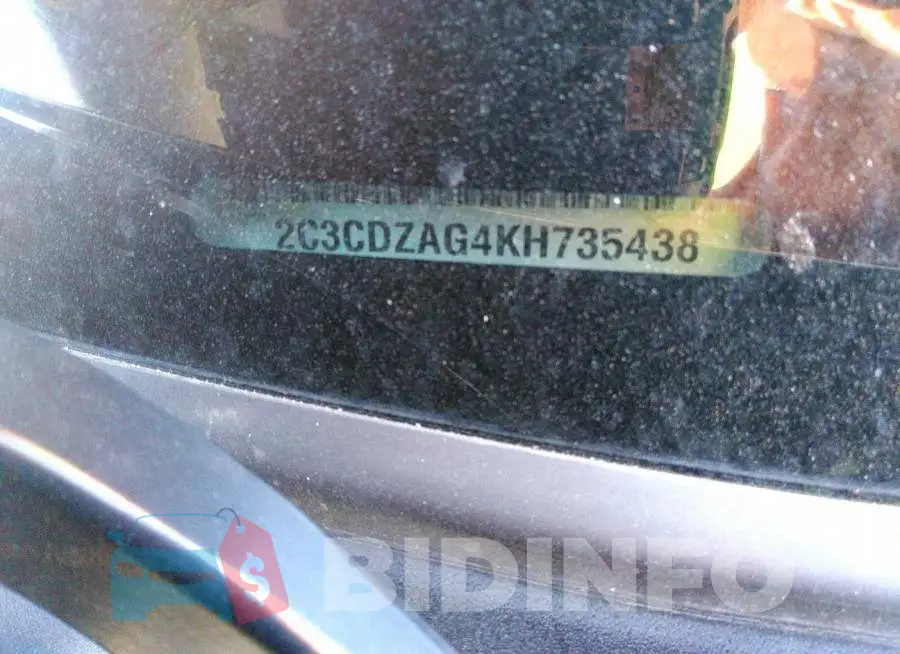 2C3CDZAG4KH735438 Photo# 9