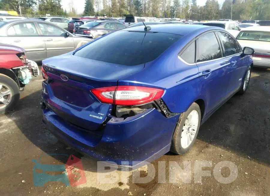 3FA6P0LU5GR282933 Photo# 4