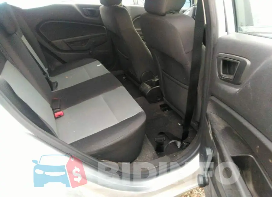 3FADP4TJ5FM181925 Photo# 8