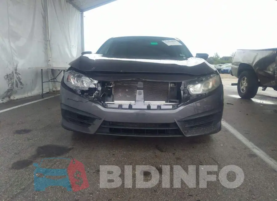 19XFC2F78GE005840 Photo# 6