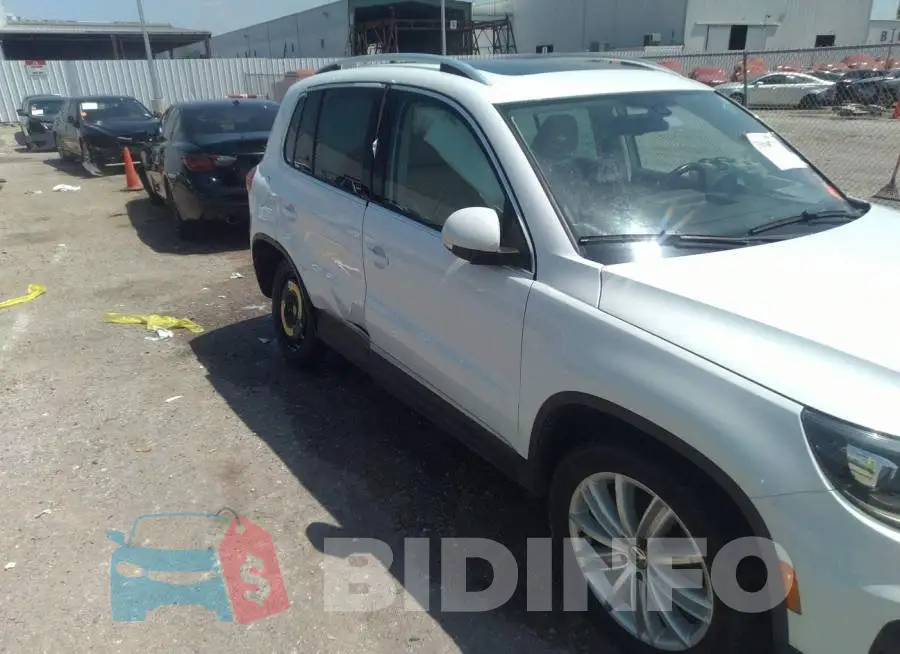 WVGAV7AX2GW521170 Photo# 6