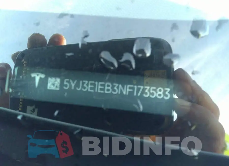 5YJ3E1EB3NF173583 Photo# 9