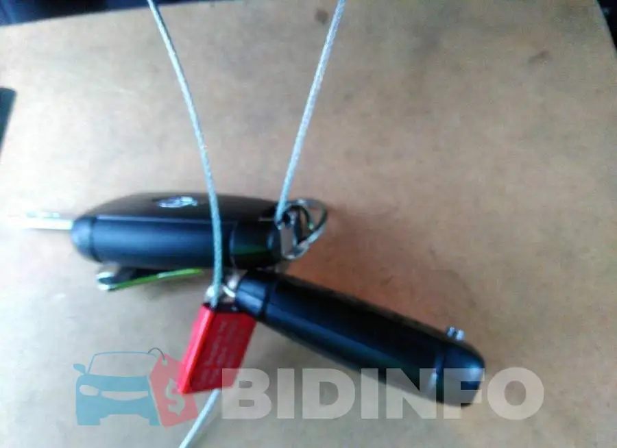 3KPC24A30KE084127 Photo# 11