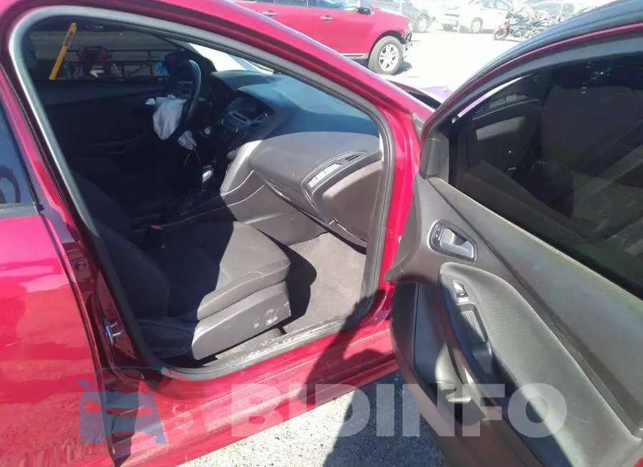 1FADP3K24FL306533 Photo# 5