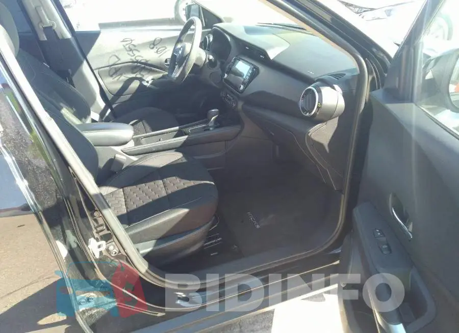 3N1CP5CV5ML491545 Photo# 5