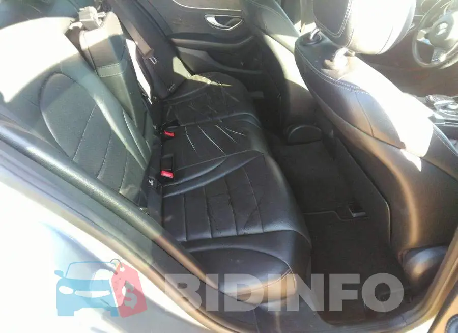 55SWF4JB4GU121687 Photo# 8
